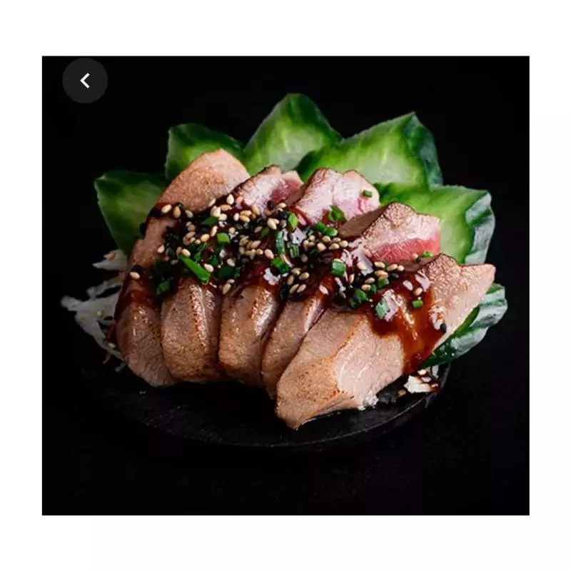 SAHIMI DE ATUM BRASEADO