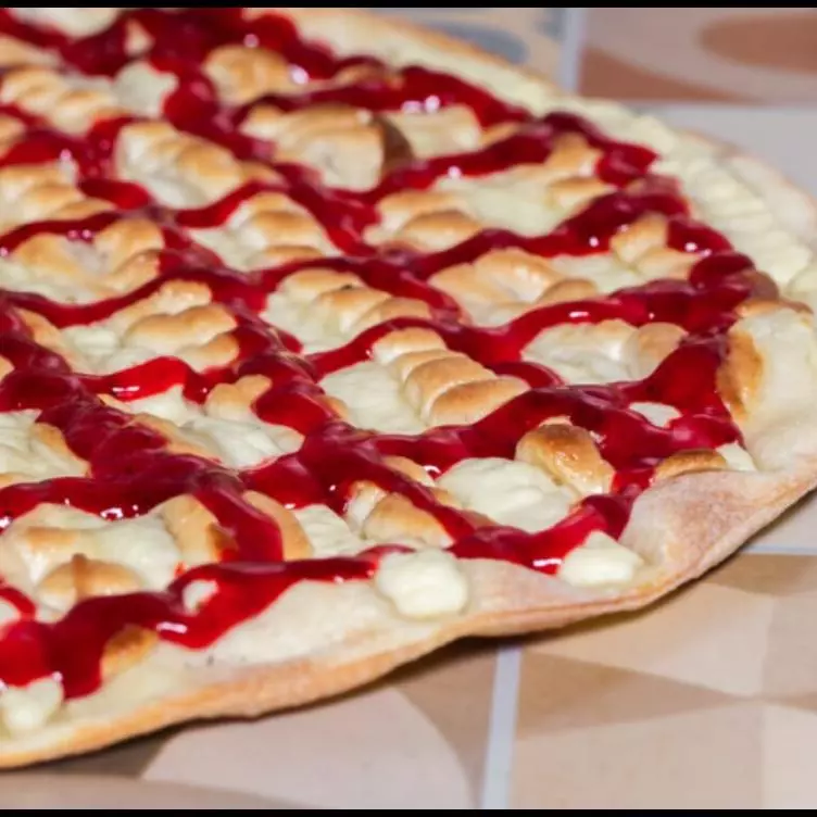 PIZZA ROMEU E JULIETA