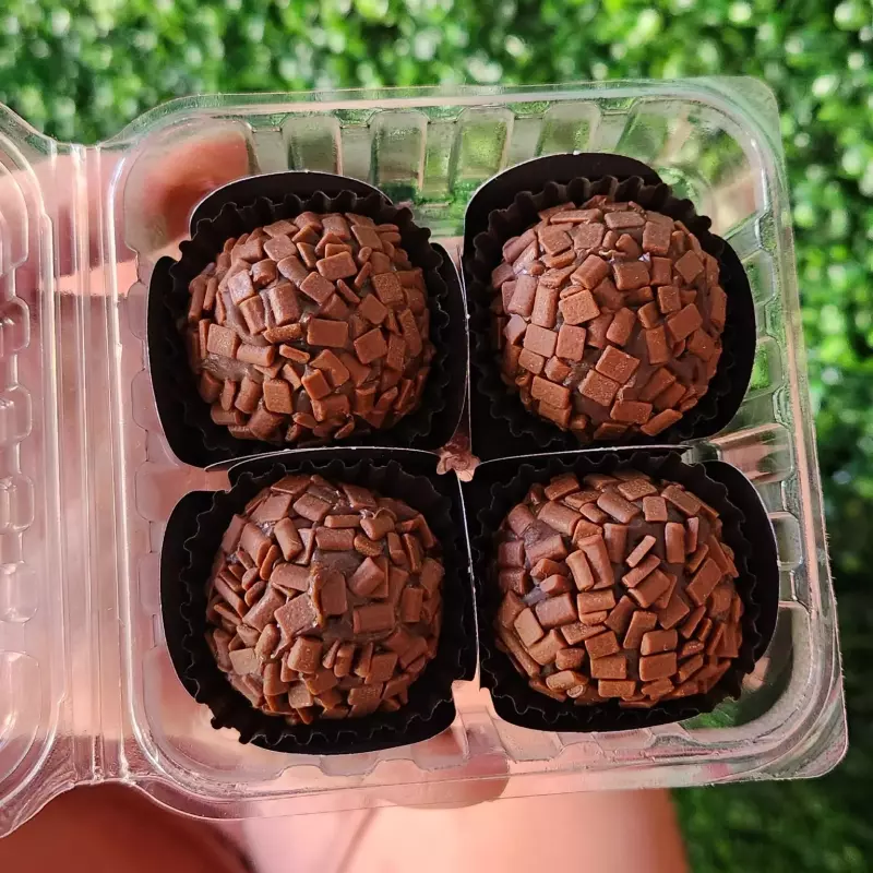 Caixinha com 4 Brigadeiros Sortidos