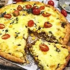 Torta de atum com queijo e batata do