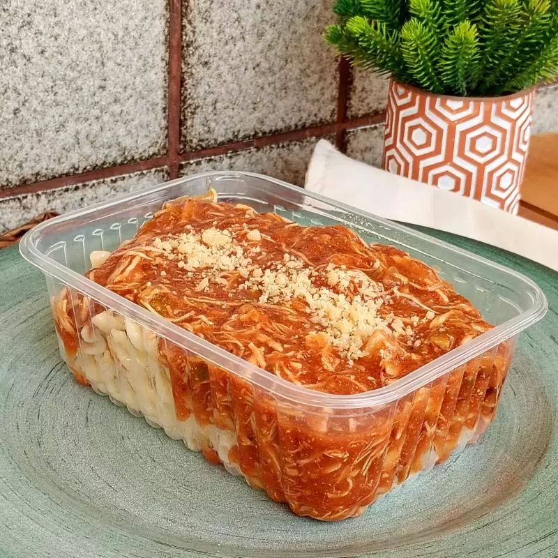 Fusili com Frango ao sugo