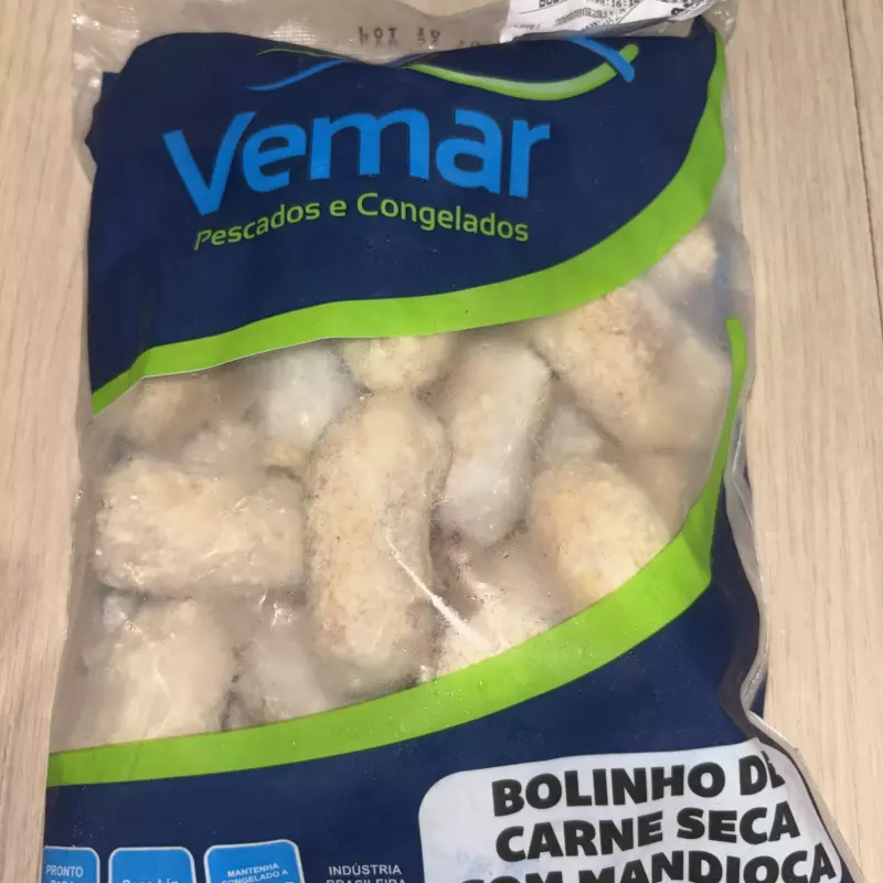 BOLINHOS CARNE SECA  MANDIOCA VEMAR