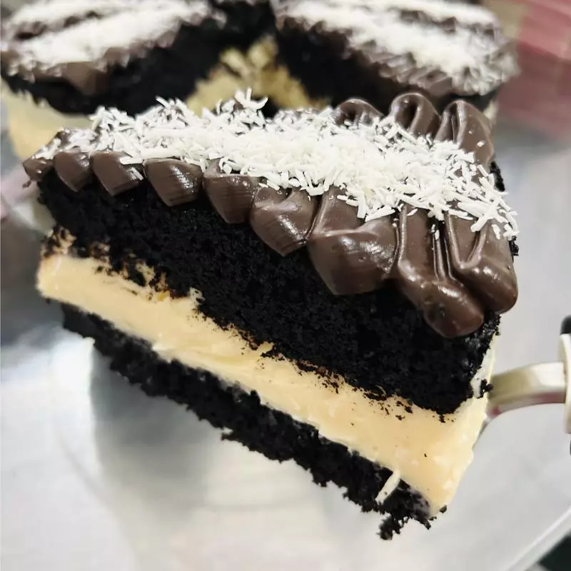 Fatia de Bolo Black Prestígio