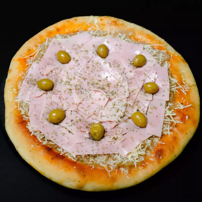 Fugazzeta con jamón