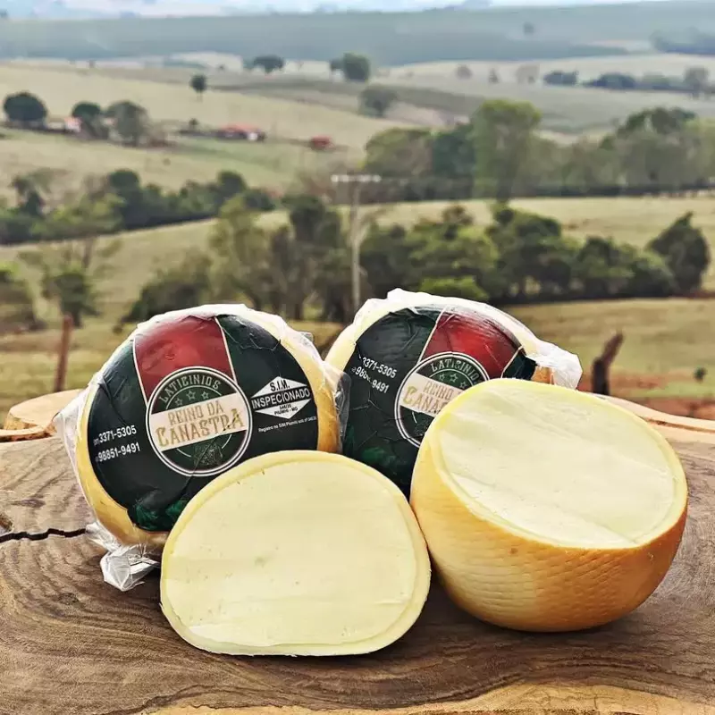 QUEIJO PROVOLONE RECHEADO C/ REQUEIJ