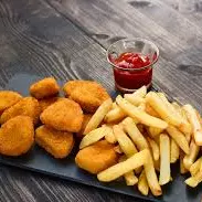 NUGGETS CON PAPAS