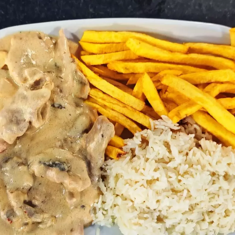 Bifinhos de Porco com Cogumelos