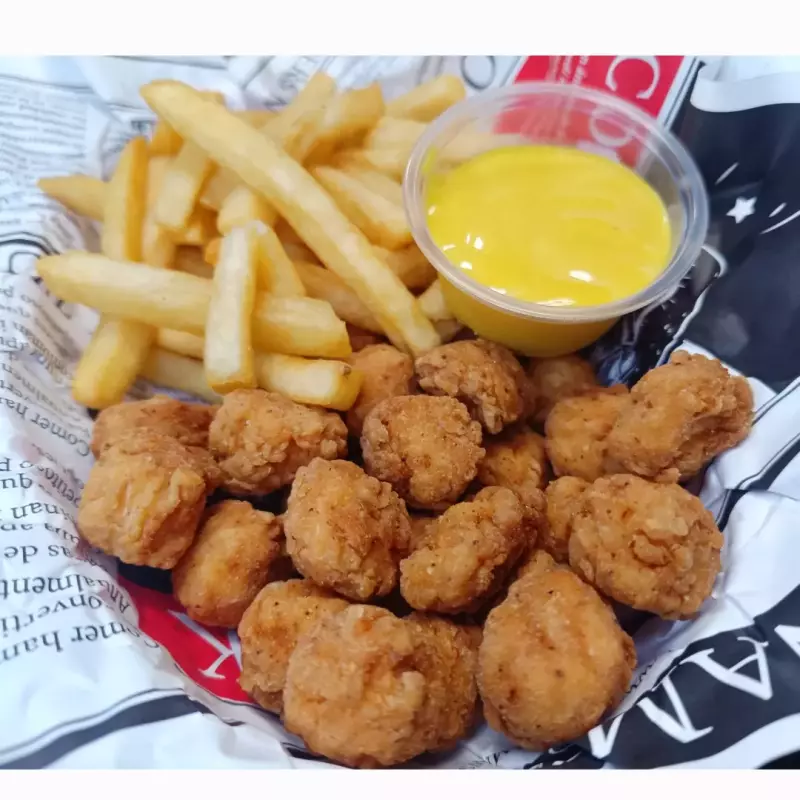 Chicken Pops + papas Fritas