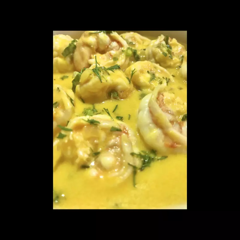 ENCOCADO DE PESCADO O CAMARON