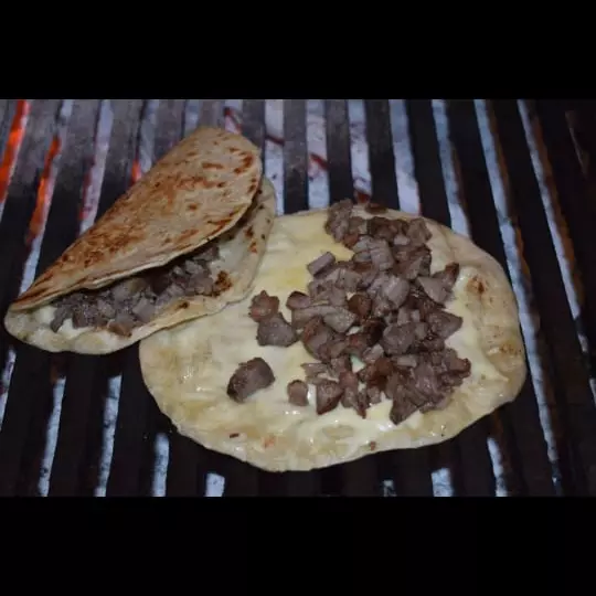 PIRATA DE PICAÑA/QUESADILLA BEEF