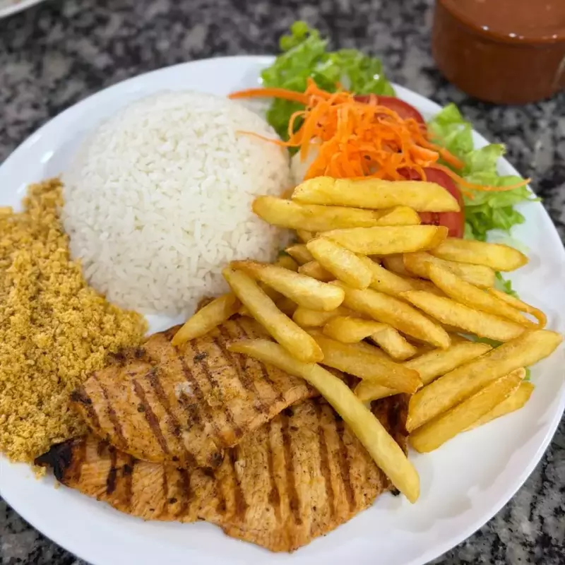 FILÉ DE FRANGO (serve 1 pessoa)