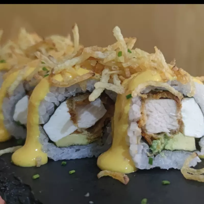 Huancaína Roll
