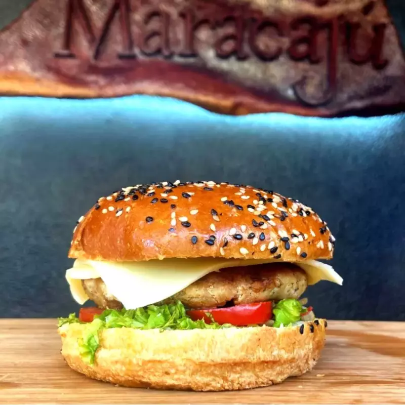 Hambúrguer Artesanal de Frango