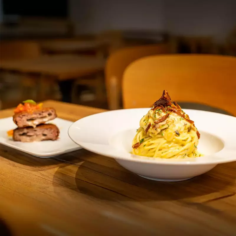 COMBO I: CARBONARA + POLPETONE