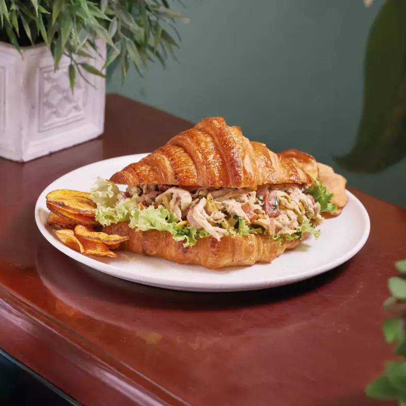 Sandwich de pollo mediterráneo