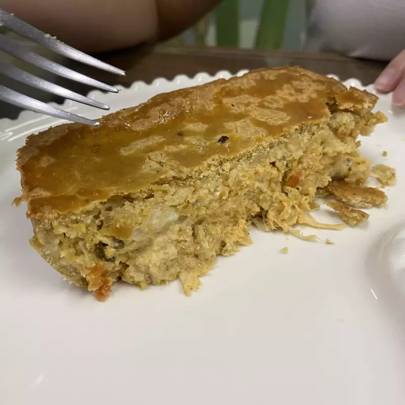 Empadão de frango congelado 700g