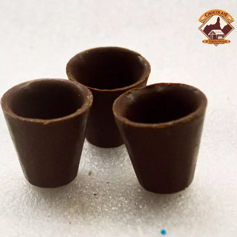 Cálice de chocolate ao leite cx 30