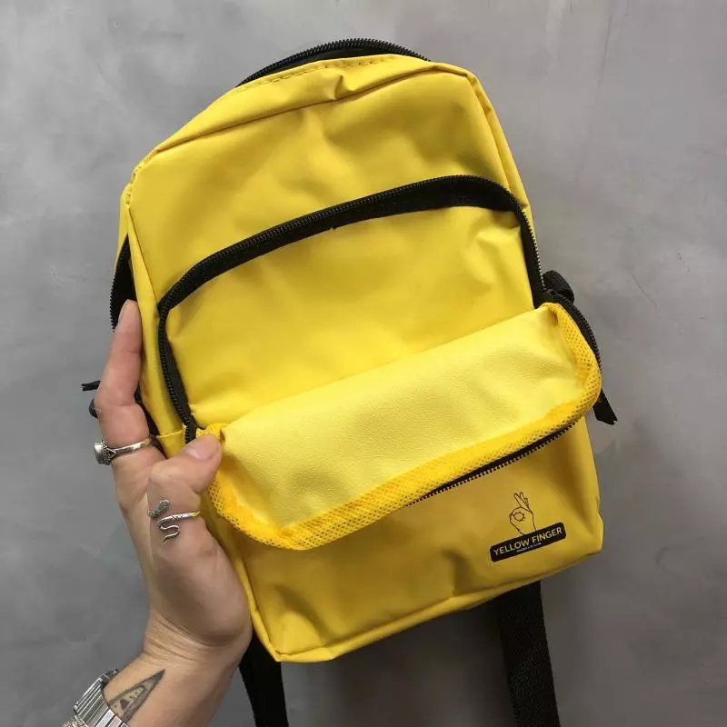 Shoulder Yellowfinger