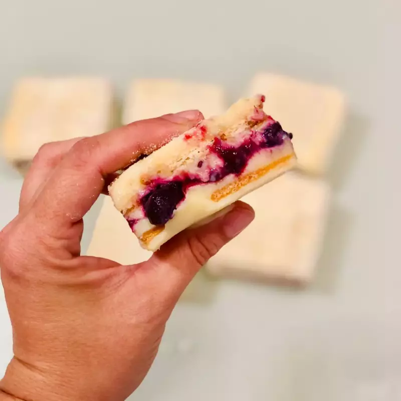 Palha Ninho/Frutas Vermelhas