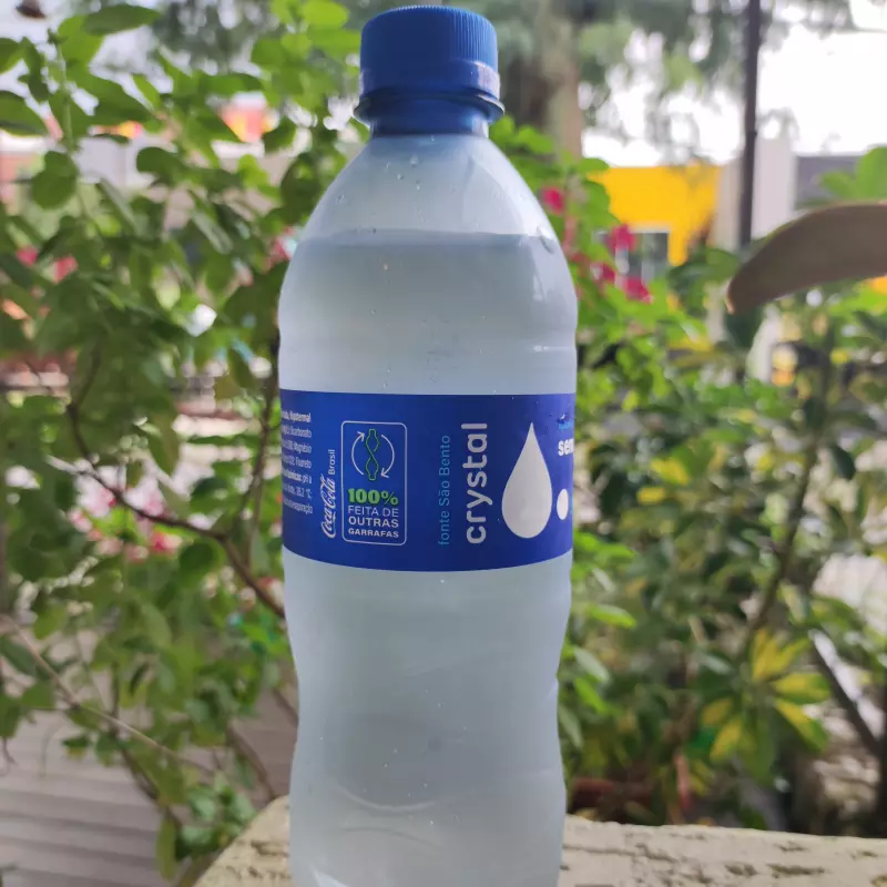 Água mineral  sem gás