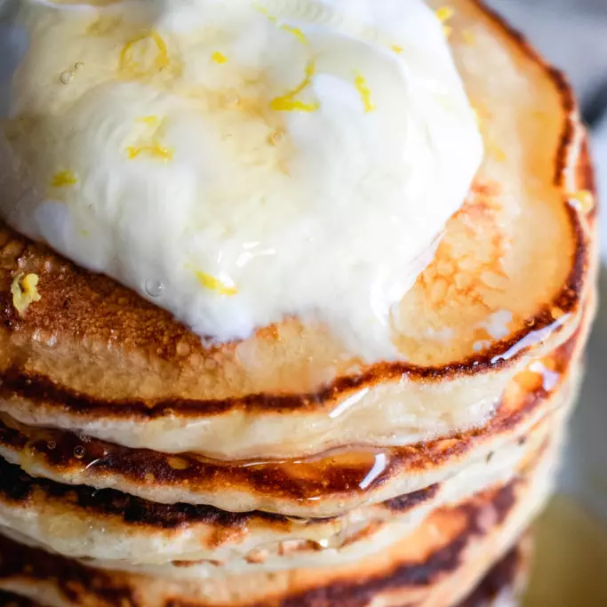 Pancakes lemon yogurt