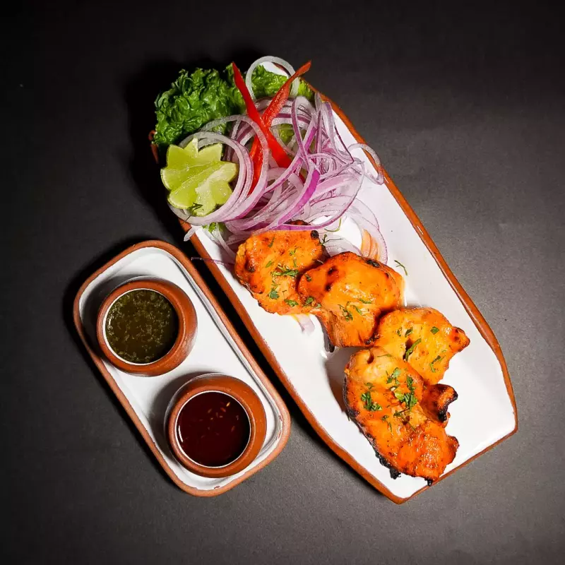 TANDOORI CHICKEN TIKKA