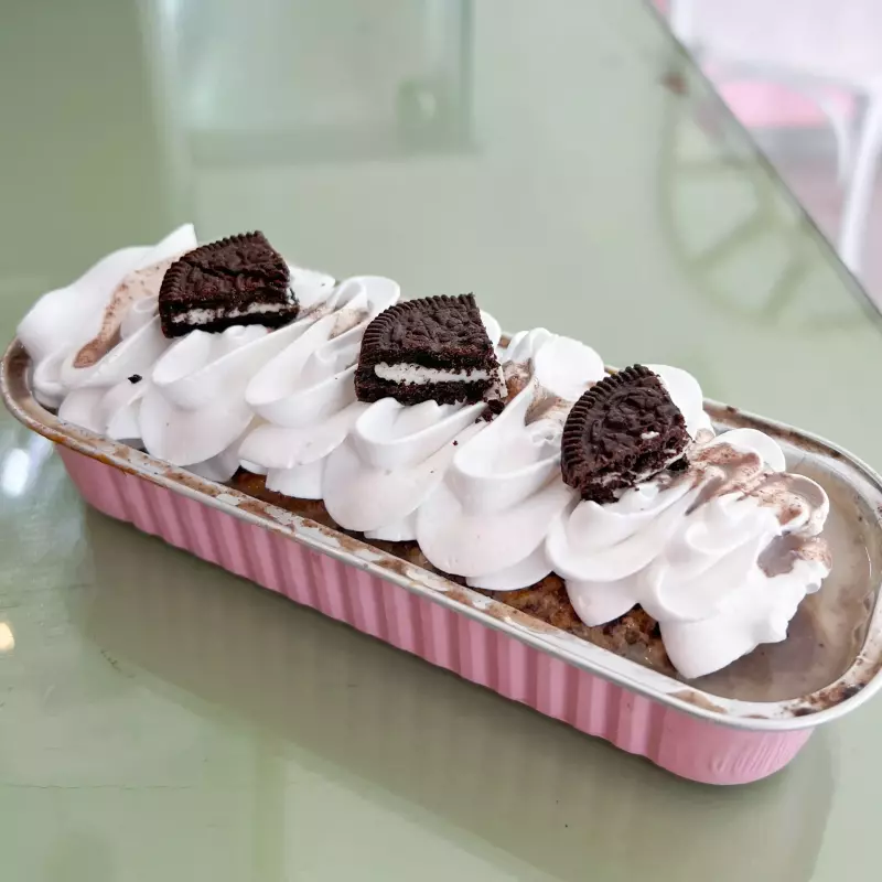 Chunk Cake - Tres Leches Oreo