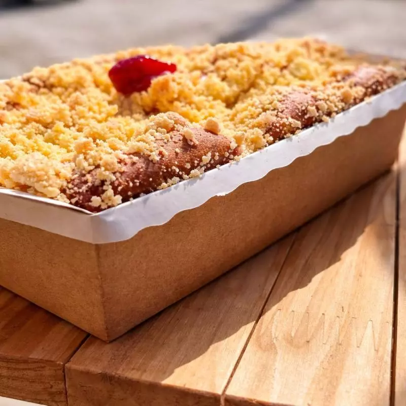 Cuca de Goiabada com Requeijão