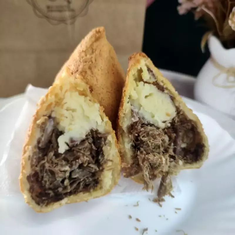 COXINHA DE CHARQUE