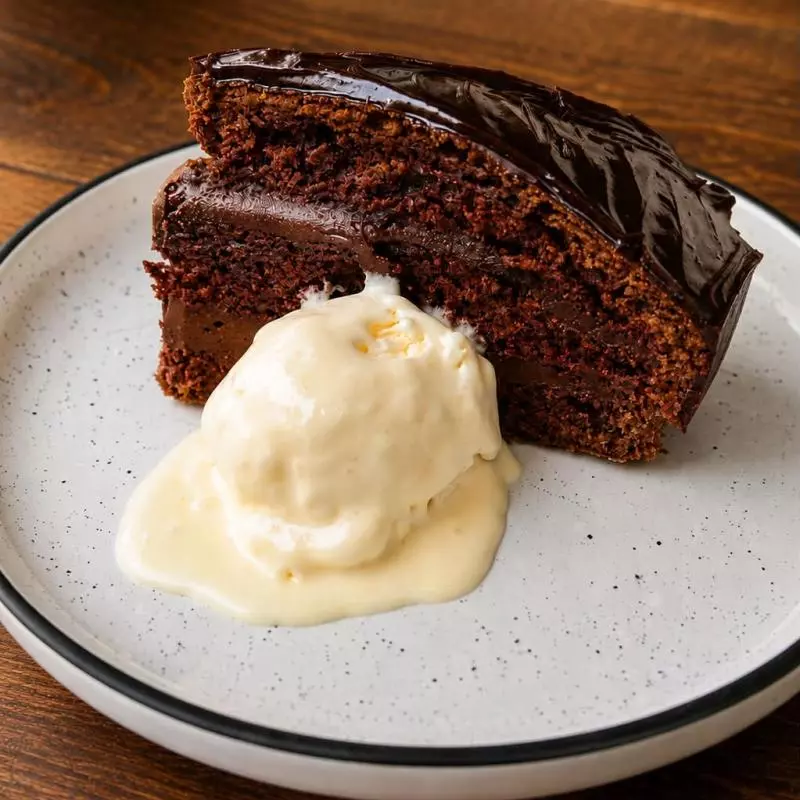Torta Chocolate y helado