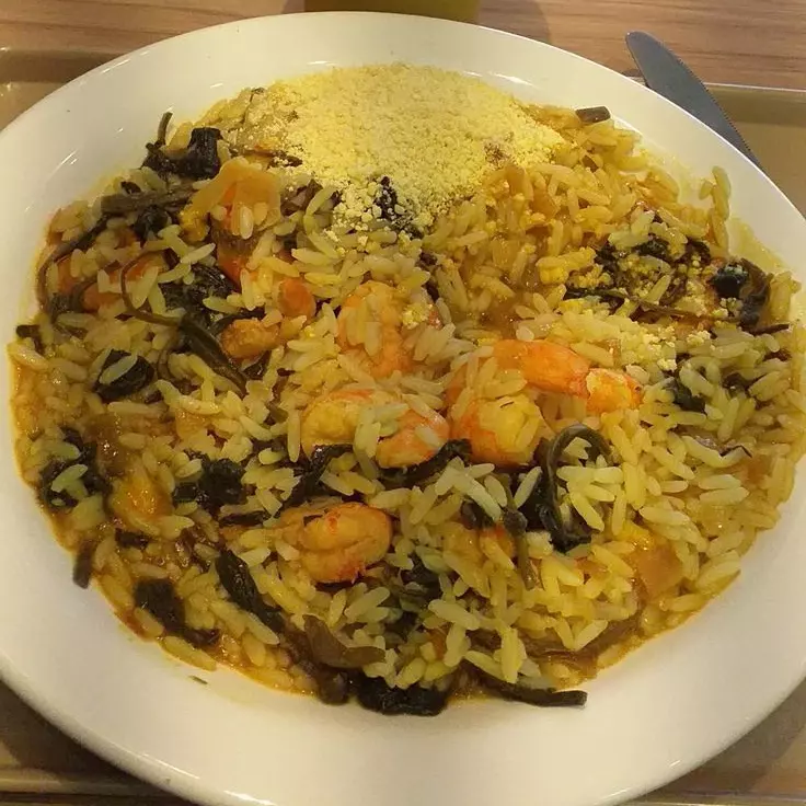 Porção Arroz paraense 200g