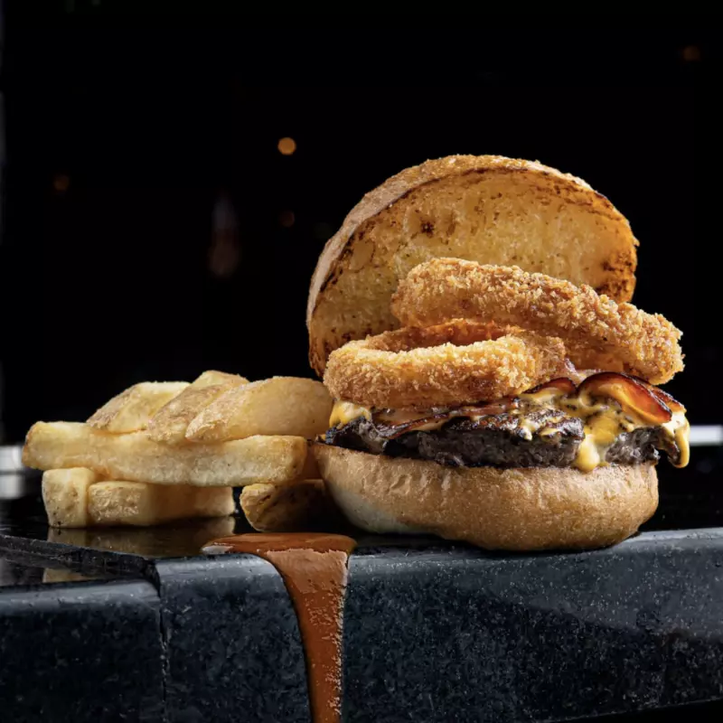 HAMBURGUESA CRISPY ONION COMBO