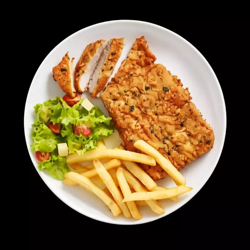 Shnitzel con papas o ensalada!NUEVO!