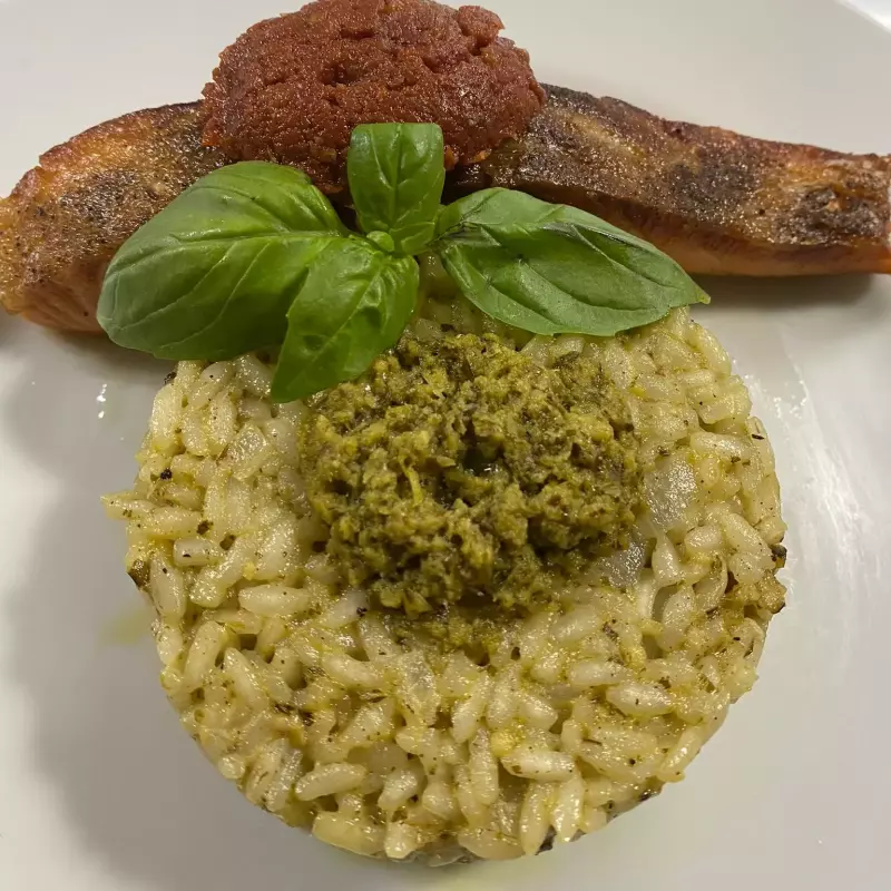 Risotto de Pesto Salmão