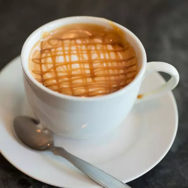 Salted caramel caliente