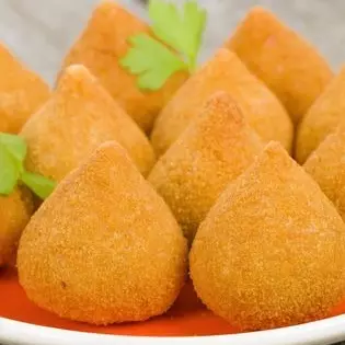COXINHA DE FRANGO