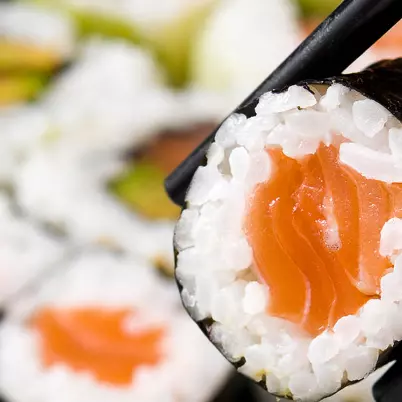 Sakemaki(salmão cru)