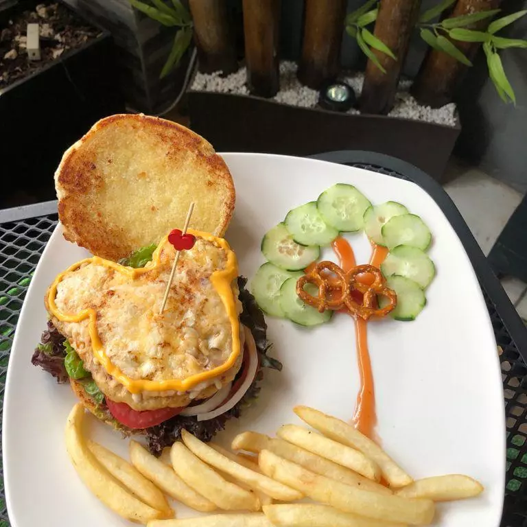 Hamburguesa Mickey Mouse Pollo