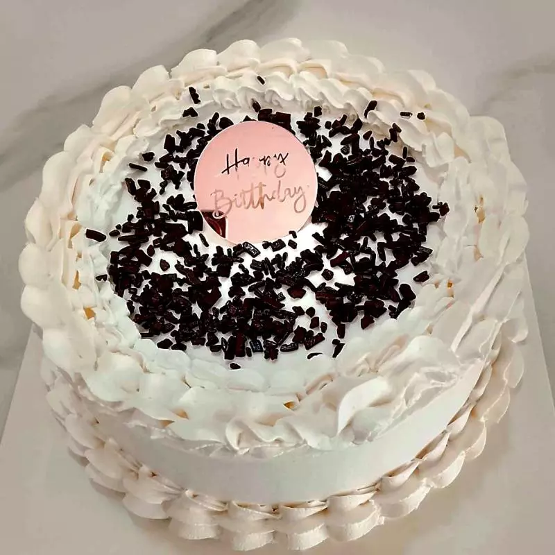 Bolo Aniversário chantilly