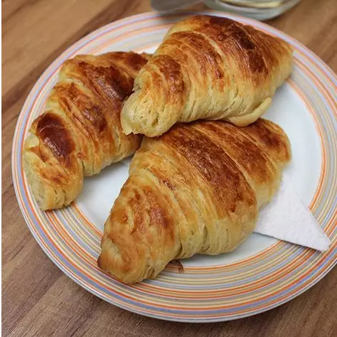 Croissant uni.