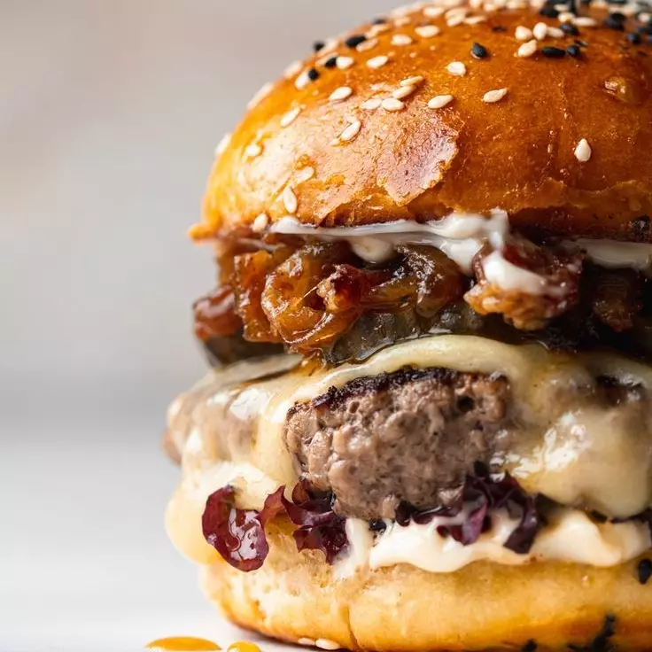 𝐂𝐎𝐍𝐍𝐈𝐄 𝟐.𝟎