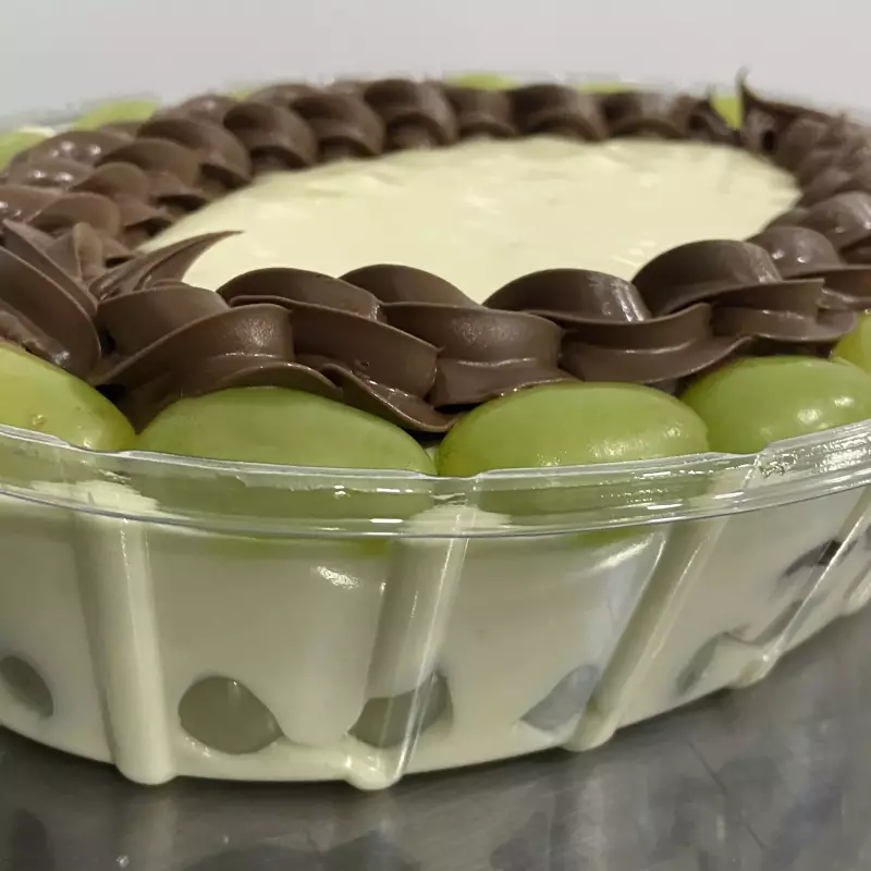 SURPRESA DE UVA,NINHO E NUTELLA.