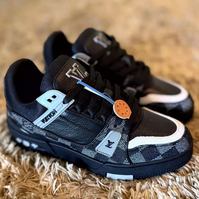 TENIS LOUIS VUITTON TRAINER BLACK