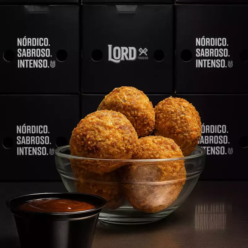 Bolinha de Costela com catupiry