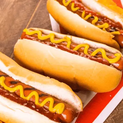 3 CACHORRÃODE SALSICHA