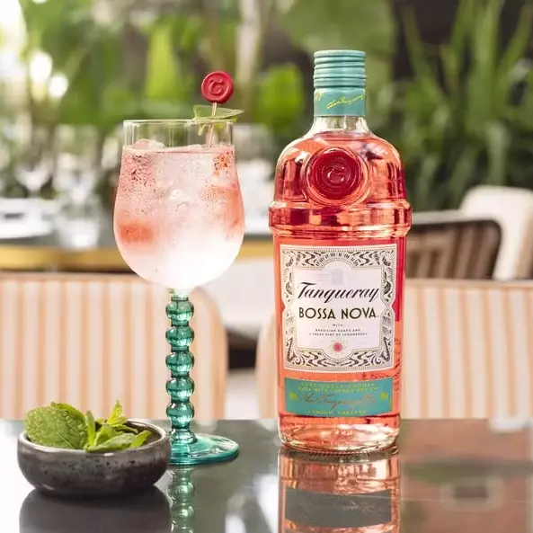 GIN TANQUERAY BOSSA NOVA 700ml