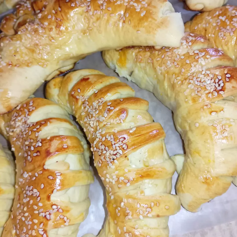 Pão massa batata Frango com queijo