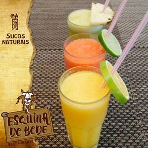 Suco de laranja,morango ou cajá (jarra)