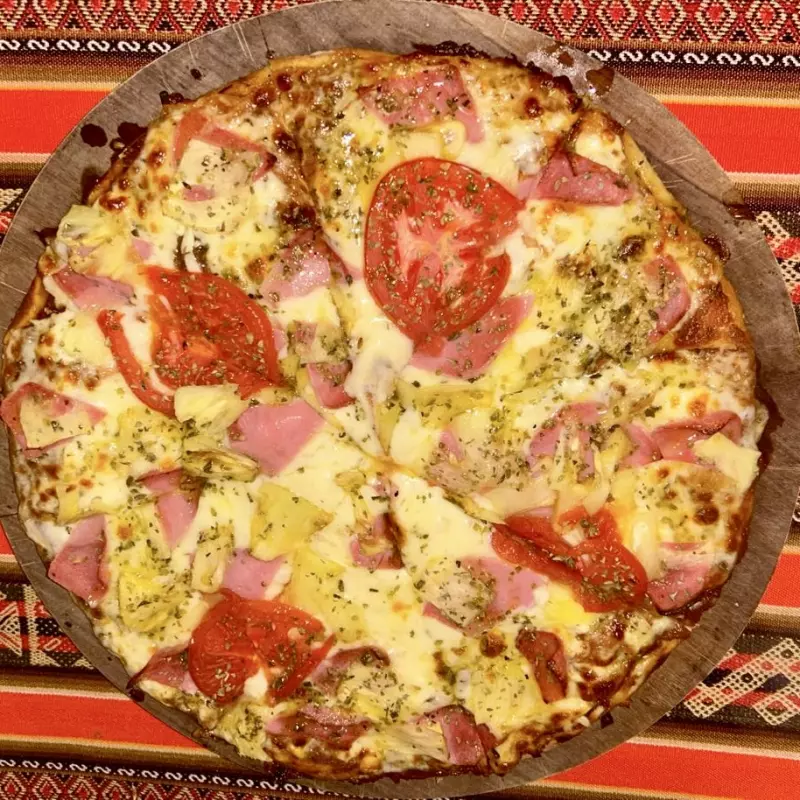 PIZZA HAWAIANA