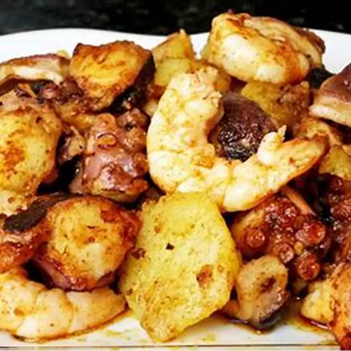 PLATILLO COMBINADO AL GUSTO